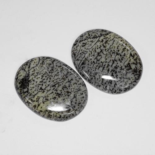 41.67カラットの天然マルチカラーデンドリティックアゲート（30.1×23 mm・オーバルカット）