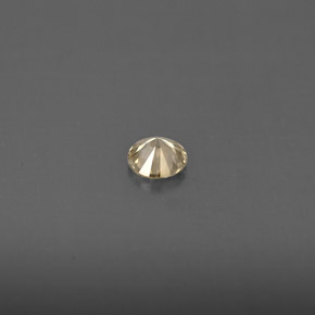 0.14カラットの天然シャンパンダイヤモンド（3.44 mm・ラウンドカット）