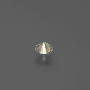 0.13カラットの天然シャンパンダイヤモンド（3.29 mm・ラウンドカット）