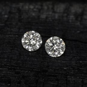カラットの天然ホワイトダイヤモンド（1.89 mm・ラウンドカット）