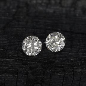 カラットの天然ホワイトダイヤモンド（1.89 mm・ラウンドカット）