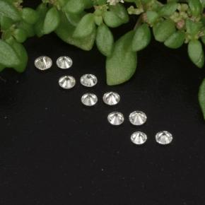 カラットの天然ホワイトダイヤモンド（1.26 mm・ラウンドカット）