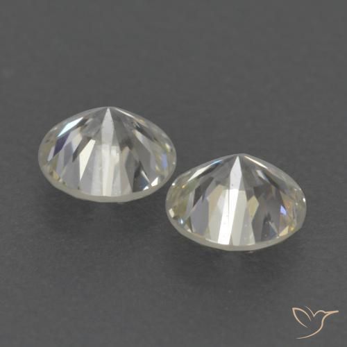 Shop natural 0.22ct K ダイヤモンド gems, ラウンド, from ブラジル at GemSelect. In stock, global shipping!