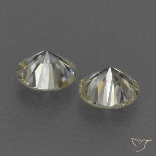 Shop natural 0.22ct K ダイヤモンド gems, ラウンド, from ブラジル at GemSelect. In stock, global shipping!
