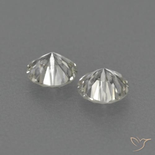 Shop natural 0.27ct L ダイヤモンド gems, ラウンド, from ブラジル at GemSelect. In stock, global shipping!