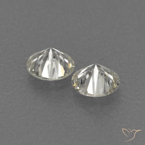 Shop natural 0.17ct J ダイヤモンド gems, ラウンド, from ブラジル at GemSelect. In stock, global shipping!