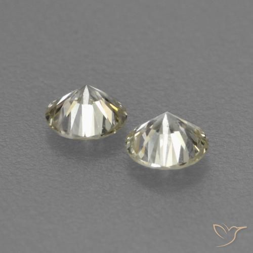 Shop natural 0.18ct L ダイヤモンド gems, ラウンド, from ブラジル at GemSelect. In stock, global shipping!