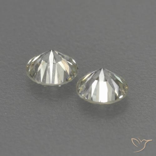 Shop natural 0.19ct L ダイヤモンド gems, ラウンド, from ブラジル at GemSelect. In stock, global shipping!