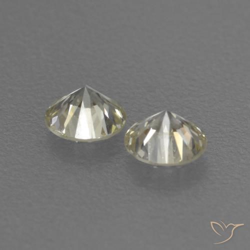 Shop natural 0.20ct L ダイヤモンド gems, ラウンド, from ブラジル at GemSelect. In stock, global shipping!