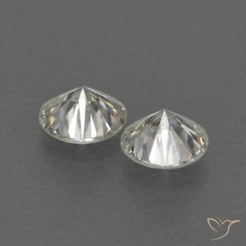 Shop natural 0.18ct J ダイヤモンド gems, ラウンド, from ブラジル at GemSelect. In stock, global shipping!