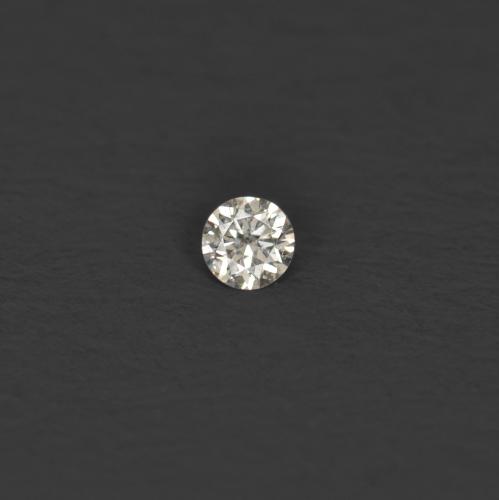 0.01カラットの天然ウォームホワイトダイヤモンド（1.53 mm・ラウンドカット）