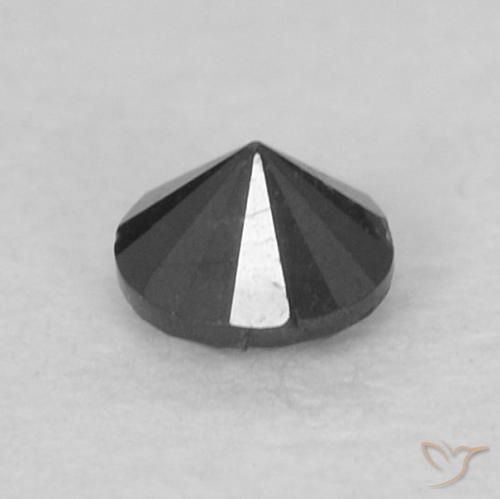 0.10カラットの天然黒ダイヤモンド（2.68 mm・ラウンドカット）