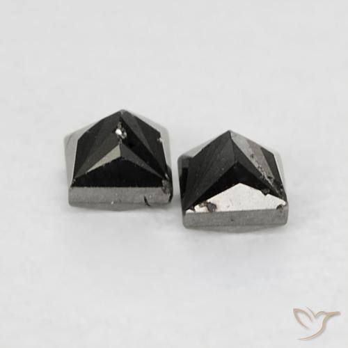 Shop natural 0.13ct ブラック ダイヤモンド gems, 四角形, from インド at GemSelect. In stock, global shipping!