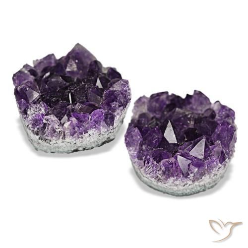 20.85カラットの天然Medium Dark-Violetドゥルージーアメジスト（14.4×13.3 mm・ファンシーシェイプ）