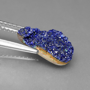 2.04カラットの天然ブルードゥルージー アズライト、ファンシーシェイプ、オペーク