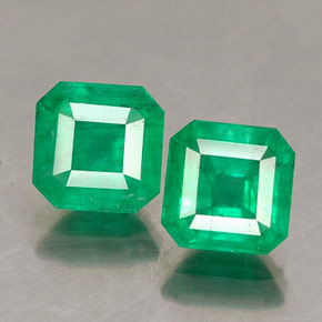 カラットの天然グリーンエメラルド（6.3×6.2 mm・エメラルドカット）