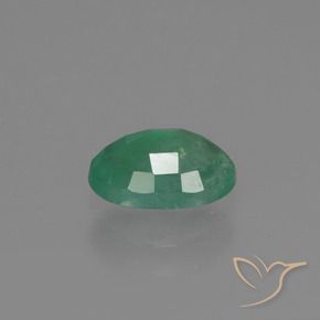 0.85カラットの天然ブルーグリーンエメラルド（7.3×5 mm・オーバルカット）