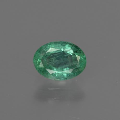 0.79カラットの天然ミディアムグリーンエメラルド（7×5.1 mm・オーバルカット）