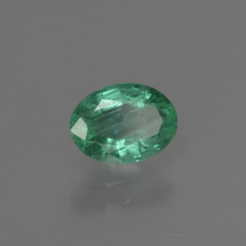 0.79カラットの天然ミディアムグリーンエメラルド（7×5.1 mm・オーバルカット）