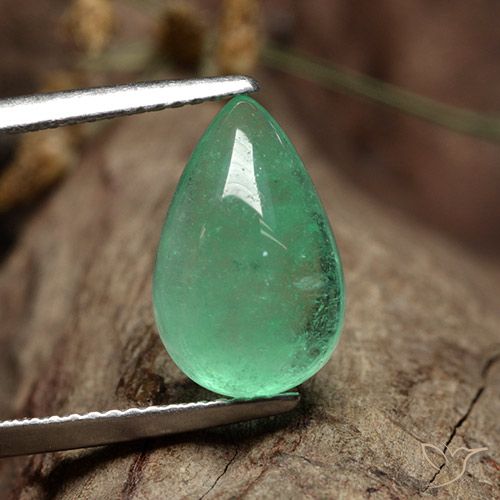 4.31ct 天然 ピスタチオグリーン エメラルド, 洋梨の形, 半透明