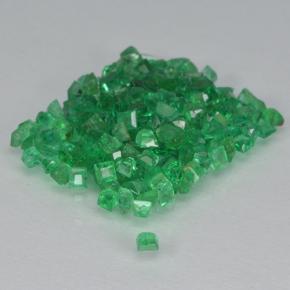1.91カラットの天然ミディアムグリーンエメラルド（1.2×1.2 mm・四角）