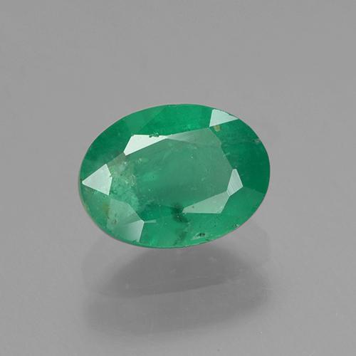 0.88カラットの天然ミディアムグリーンエメラルド（7×5.2 mm・オーバルカット）