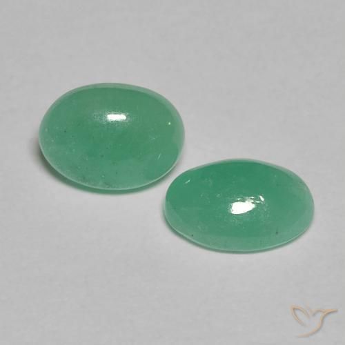 Shop natural 1.08ct ミディアム薄いグリーン エメラルド gems, 楕円形, from コロンビア at GemSelect. In stock, global shipping!