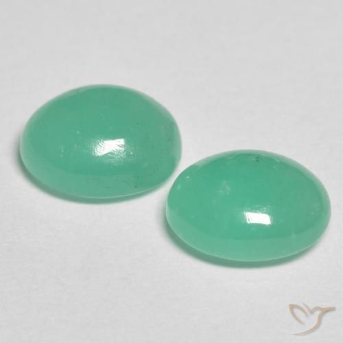 Shop natural 1.93ct ピスタチオグリーン エメラルド gems, 楕円形, from コロンビア at GemSelect. In stock, global shipping!