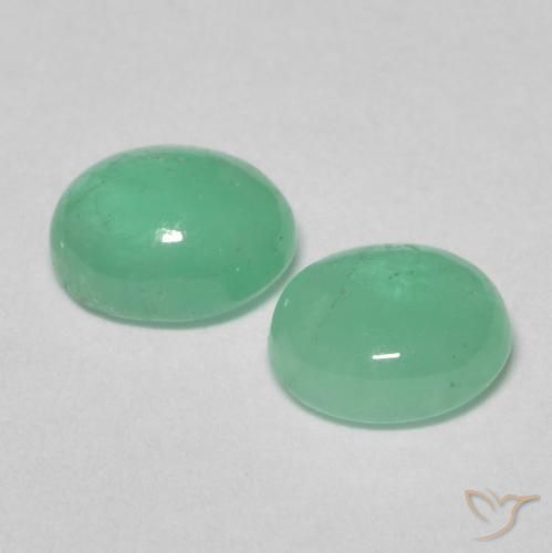Shop natural 1.15ct ライトグリーン エメラルド gems, 楕円形, from コロンビア at GemSelect. In stock, global shipping!