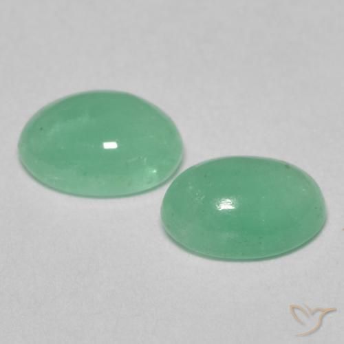 Shop natural 0.95ct ピスタチオグリーン エメラルド gems, 楕円形, from コロンビア at GemSelect. In stock, global shipping!