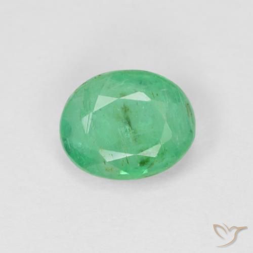 0.67ct 天然 薄いシャムロックグリーン エメラルド, 楕円形, SI