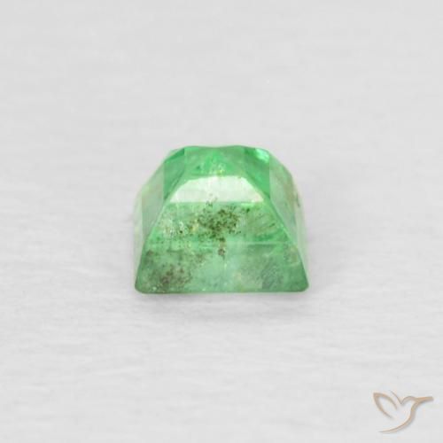 0.18カラットの天然薄いシャムロックグリーンエメラルド、バゲット、SI