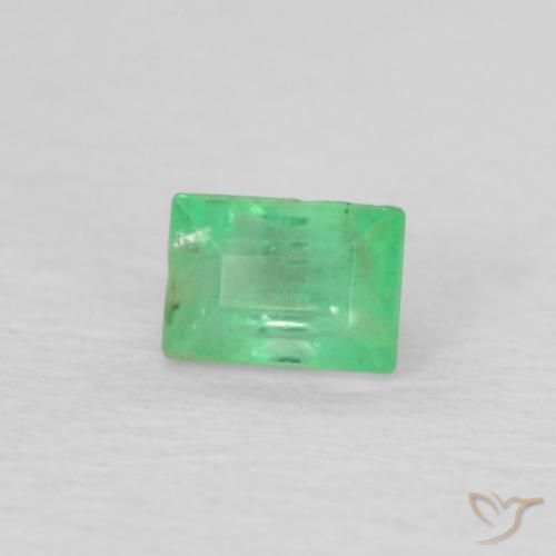 0.21カラットの天然ミディアムグリーンエメラルド、バゲット、SI-I1