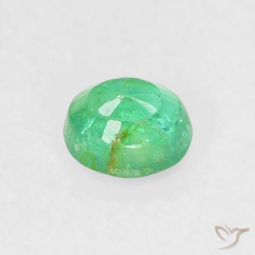 0.17カラットの天然シャムロックグリーンエメラルド（3.60 mm・ラウンドカット）