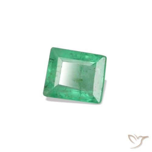 0.11カラットの天然クールグリーンエメラルド（3.2×2.5 mm・バゲット）