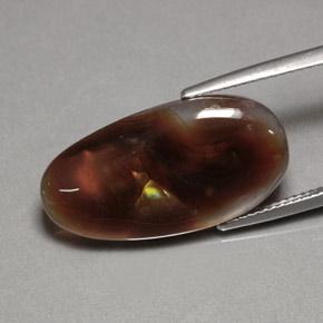 10.63カラットの天然マルチカラーファイアーアゲート（24.2×12.5 mm・透明）