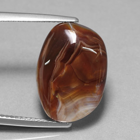 7.85カラットの天然マルチカラーファイアーアゲート（17.8×12.6 mm・透明）