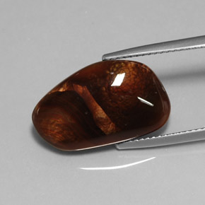 8.12カラットの天然マルチカラーファイアーアゲート（19.4×11.7 mm・透明）