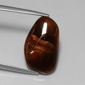 8.12カラットの天然マルチカラーファイアーアゲート（19.4×11.7 mm・透明）