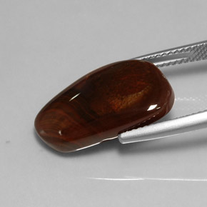 8.12カラットの天然マルチカラーファイアーアゲート（19.4×11.7 mm・透明）