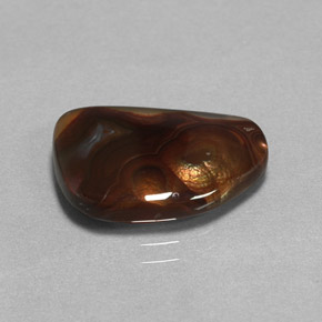 5.78カラットの天然マルチカラーファイアーアゲート（16.9×11.7 mm・透明）