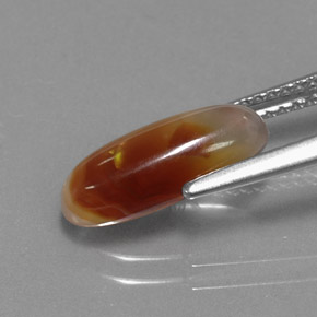 2.00カラットの天然マルチカラーファイアーアゲート（13×5.8 mm・透明）