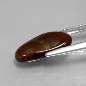 2.44カラットの天然マルチカラーファイアーアゲート（13.7×7.6 mm・ファンシーシェイプ）