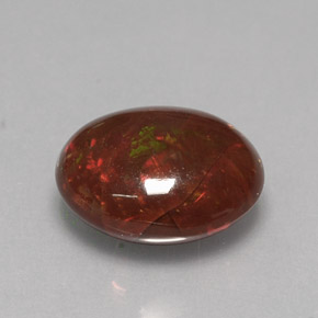 2.78カラットの天然マルチカラーファイアーオパール（10.9×9.3 mm・オーバルカット）