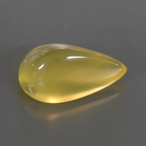 4.90カラットの天然イエローファイアーオパール（15.6×9.1 mm・透明）