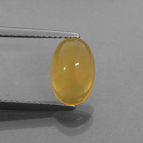 1.54カラットの天然イエローオレンジファイアーオパール（10.2×6.7 mm・透明）