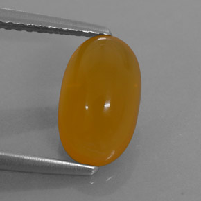 1.85カラットの天然イエローオレンジファイアーオパール（10.5×6.3 mm・オーバルカット）