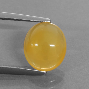 2.42カラットの天然イエローオレンジファイアーオパール（10.5×9.1 mm・オーバルカット）