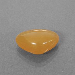 2.86カラットの天然イエローオレンジファイアーオパール（12.8×8.6 mm・トリリアント）
