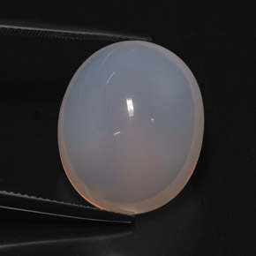 21.10カラットの天然青みがかった白ファイアーオパール（20.5×17 mm・透明）